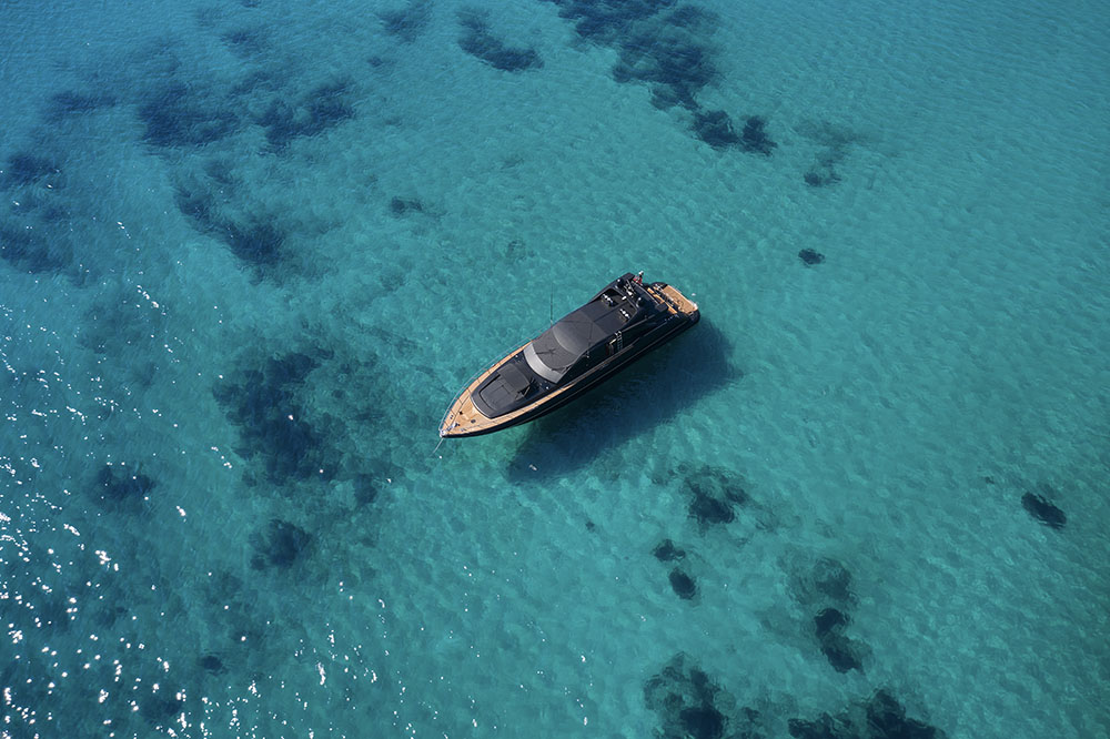 cómo es un barco a vela
